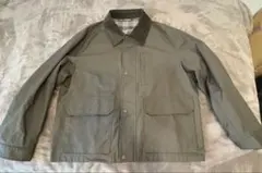 ユニクロ ユーティリティショートブルゾン OLIVE