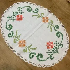 フランスヴィンテージ　オレンジのバラ刺繍テーブルセンター 楕円形