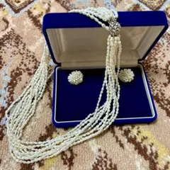ホワイトパール ネックレスとイヤリングセット