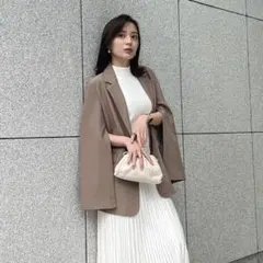 anuans フレアスリーブスリットジャケット