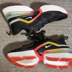 ナイキ ウィメンズ エア マックス 270