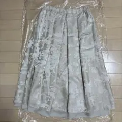 自由区　スカートのサムネイル