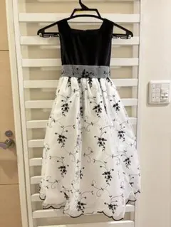 ピアノ発表会　ドレス　子供用