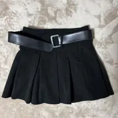 黒 プリーツスカート ベルト付き