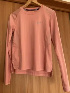 Nike Dri-FIT ピンク長袖Tシャツ S
