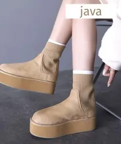 《JaVaジャバコラボ》冬のトレンドアイテム！厚底ソックスムートンブーツ