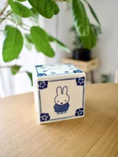 【オランダで購入】Miffy money-bank （Royal Delft)