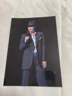 Item thumbnail for item 33080ec8-b55c-4bf7-b6e0-e4de5754b536