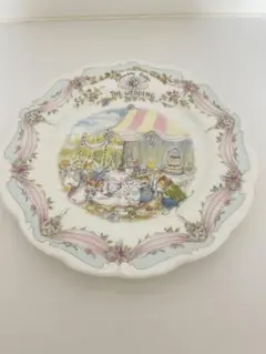 【美品】ロイヤルドルトンBrambly Hedge THE WEDDING 皿のサムネイル