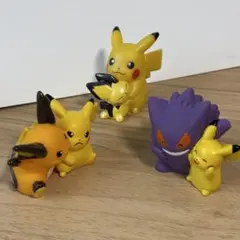 ポケモン　ポケモンキッズ　ピカチュウ　ピチュー　ライチュウ　ゲンガー　指人形