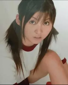人気グラビアアイドル桜木睦子「赤ブルマー姿の写真3」新品
