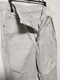 レディース Ｍ位 クリーム色 ストレート デニム パンツ