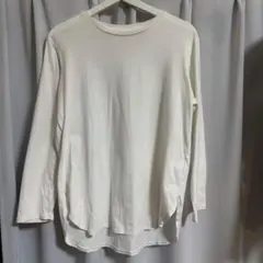 UNIQLO ホワイト 長袖 Tシャツ　Lサイズ