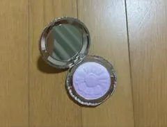 【ジルスチュアート】パステルペタル ブラッシュ 03 misty lilacのサムネイル