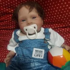 イタズラな笑みがかわいい生後5~6ヶ月位のリボーンドール赤ちゃん 土曜で削除