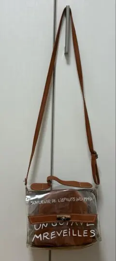ショルダーバッグ　レディース