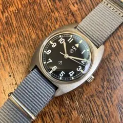 極美品 CWC時計 1976年製イギリス軍 W10 手巻き ヴィンテージのサムネイル