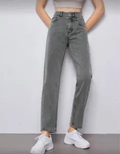 Item thumbnail for item 734c6b28-ee6b-4f7e-942e-f0a5d38d629c