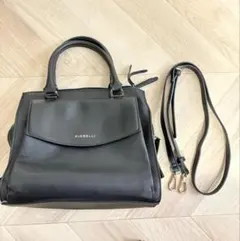 FIORILLI 黒 2way多収納バッグ　ショルダーバッグ　ハンドバッグ