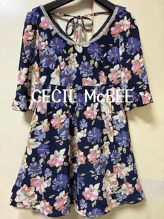 CECIL McBEE セシルマクビー　フラワープリントチュニック　半袖　M 紺