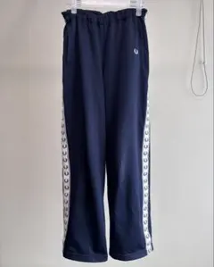 ⁠【訳あり】フレッドペリー トラックパンツ ネイビー サイドライン S〜M相当⁠