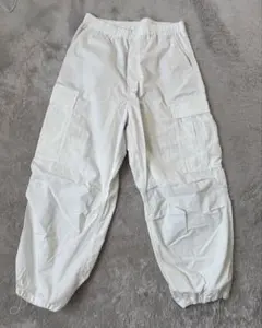 【美品】GU ジーユー スーパーワイドカーゴパンツ ホワイト Mサイズ