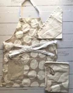 16 ハンドメイドベージュ水玉ドット柄エプロン三角巾巾着3点150