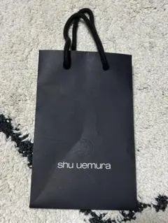 shu uemura ショップ袋 黒のサムネイル