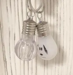 電球ソーダキーホルダー2個セット スヌーピー