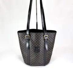セリーヌ　CELINE バケツ型　トートバッグ　ブラックマカダム　トリオンフ