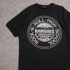 T265 00s ラモーンズ（Ramones）バンT　Tシャツ 黒のサムネイル