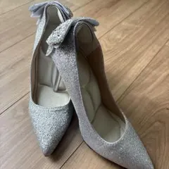 シルバーグリッターパンプス ビジューリボン付き