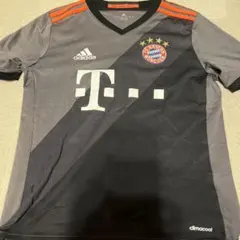 adidas FC Bayern München シャツ