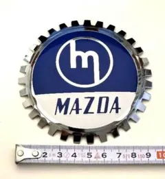 MAZDA 旧ロゴ「m」ギア型 カーバッチ