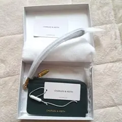 charles & Keith カード、コインケース Deep greenのサムネイル