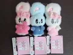 ③ エスターバニー ホリデーマフラーマスコット 3点セット