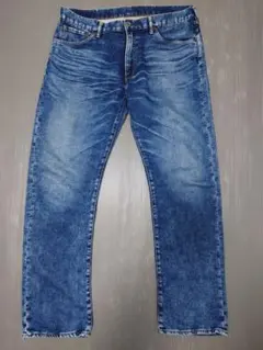 Item thumbnail for item 9c140ce8-0100-4704-927f-84d29c7dfdf8