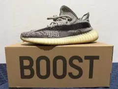 ⑧Yeezy 350 V2 グレー/ブラック BOOST
