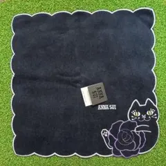新品未使用 ANNA SUI タオルハンカチ 猫とバラ刺繍