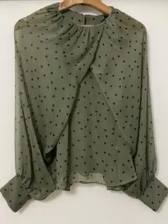 ZARA ザラ　シアードットブラウス　シャツ　美品　カーキ　グリーン