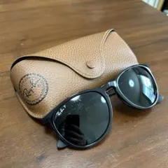 Ray-Ban ブラック サングラス ケース付き