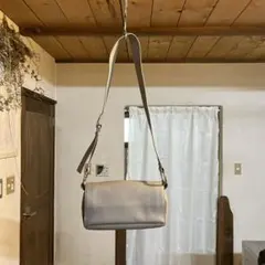 ビアズリー レザーリングボディバッグ トープ