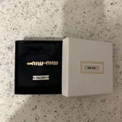 miu miu エナメルメタル ヘアクリップのサムネイル
