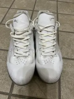 Mizuno ホワイト スパイクシューズ