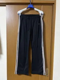 LE SSERAFIM TRACK PANTS Black Sサイズ ルセラ - メルカリ