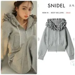 新作新品♥️ SNIDEL スナイデル フリルショートジップパーカー