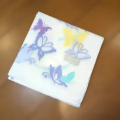 新品‼️モリハナエ 大判ハンカチ蝶柄のハンカチ 56cm