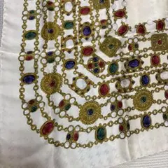 CHANEL シルクスカーフ ジュエリー柄のサムネイル