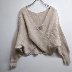mystic Vネック ニット クロスデザイン ベージュ 上品 ゆったり