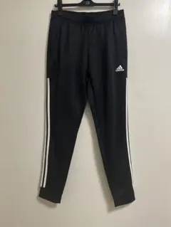 Item thumbnail for item f628ba53-82a9-4a8e-860c-41f6fc0d2c9e